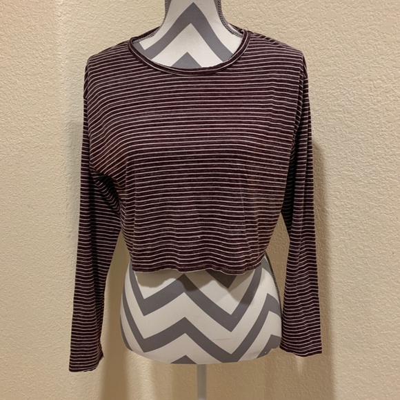 Maroon/burgundy & white stripped crop top size medium forever21 - Picture 1 of 4